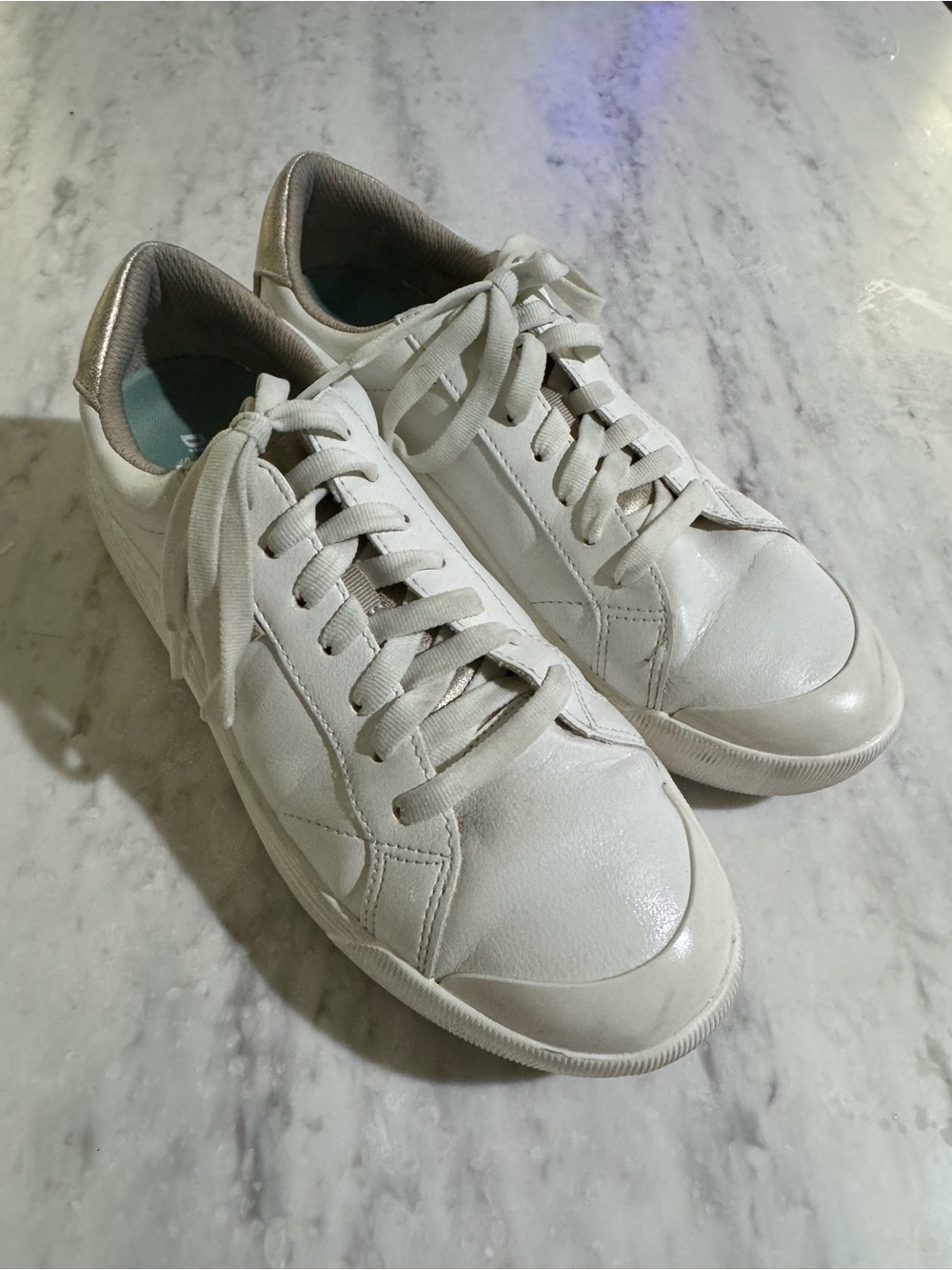 Dr. Scholl’s Time off Casual Travel Classic Neutral White Leather Sneakers sz 9